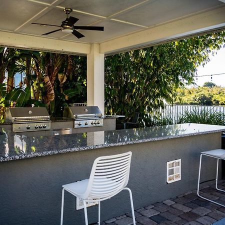 Apartmán Designed 2Br With Balcony Pool And Gym Bradenton Exteriér fotografie